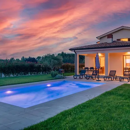 Luca By Interhome *