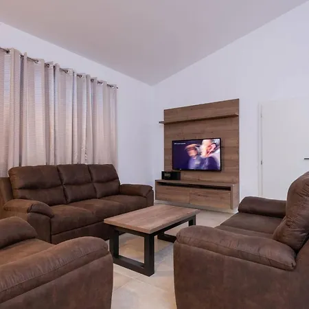 Luca By Interhome بيت للعطل