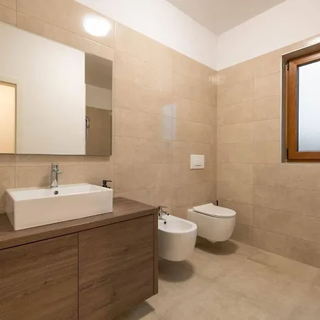 بيت للعطل Luca By Interhome بوريتش