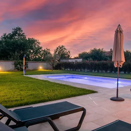 بيت للعطل Luca By Interhome بوريتش
